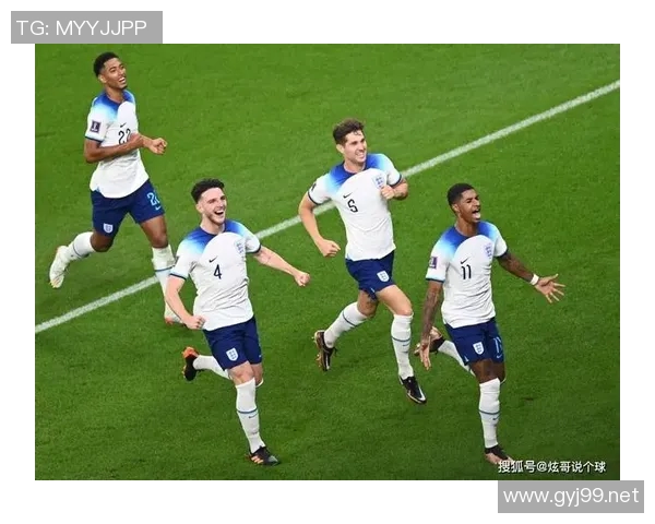 以足球场上如狮般英勇的球星为例，探讨他们的领导力与竞技精神